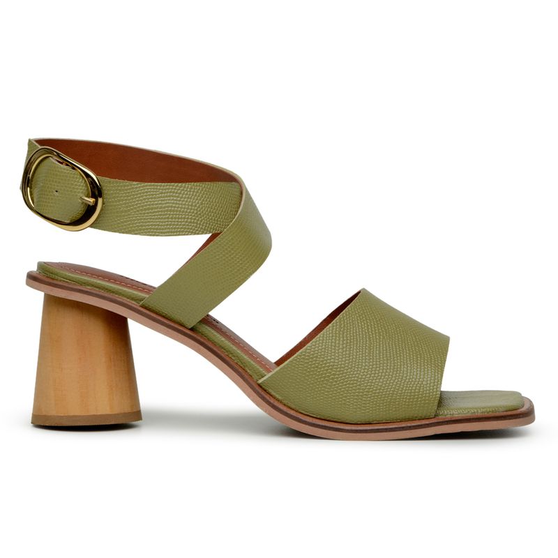 SANDALIA EM COURO LEGITIMO VERDE PISTACHE - Calçados Moscardini