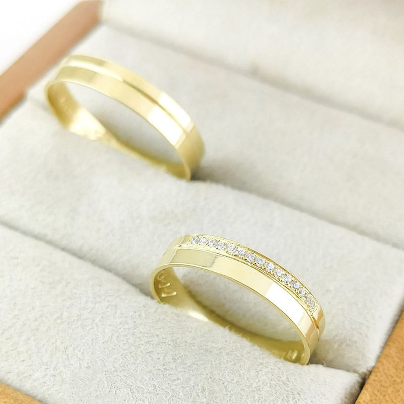 Alianças Em Ouro Oslo 4mm Polida Reta