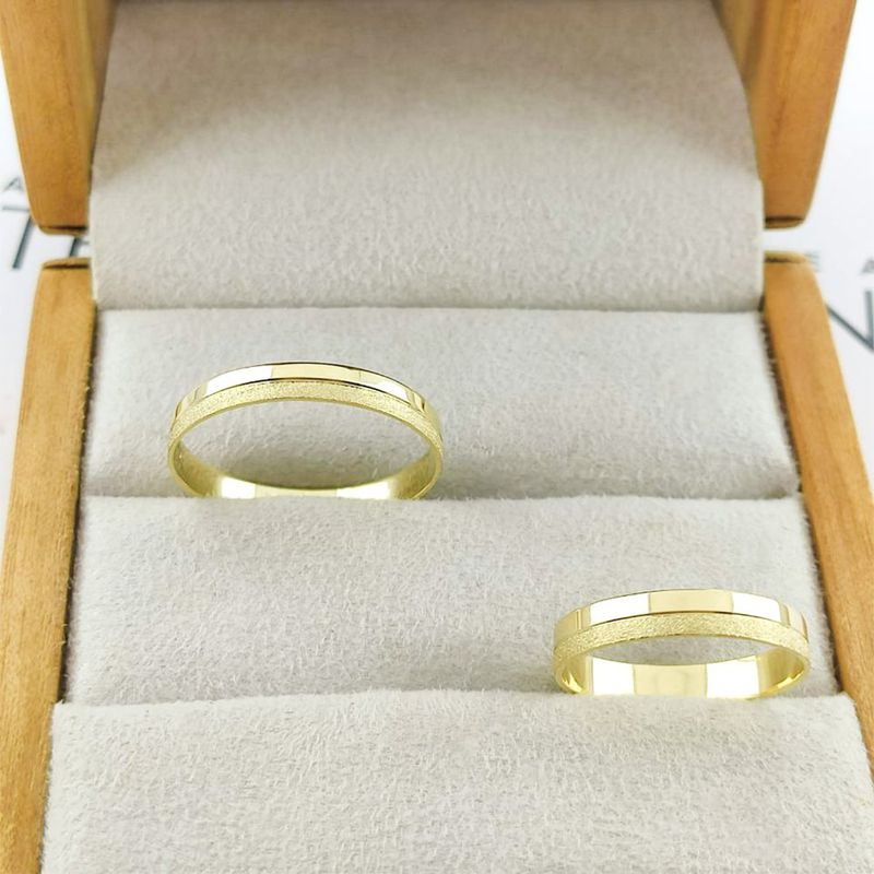 Alianças Em Ouro 18k Peru 3mm Polida e Fosco Diamantado Reta