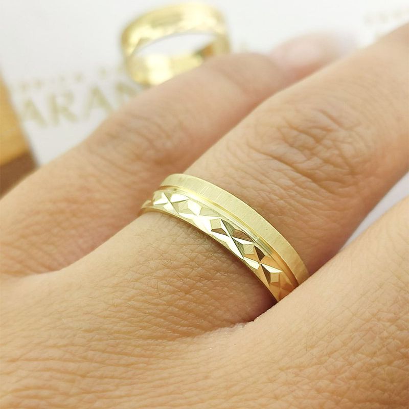Alianças Em Ouro 18k Washington 5mm Diamantadeira e Fosco Acetinado Reta