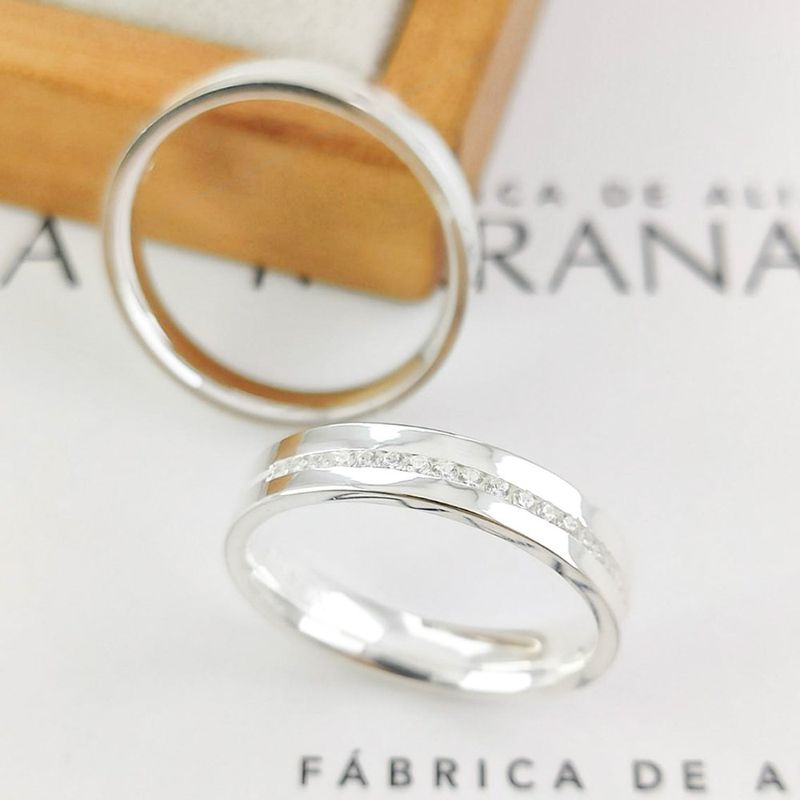 Alianças Em Prata 950 Guaraú 4mm Polida Reta