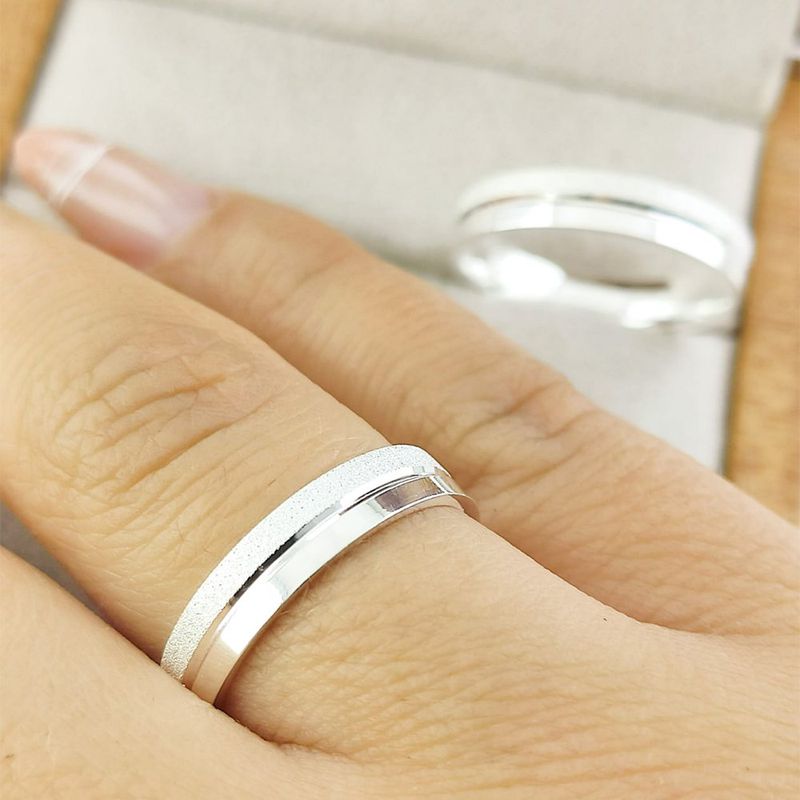 Alianças Em Prata 950 Itaoca 4mm Polida e Fosco Diamantado Reta