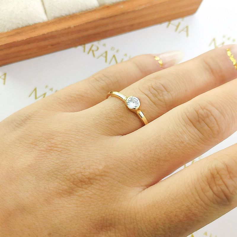 Anel De Noivado Irene Em Ouro 18k