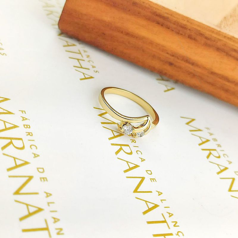 Anel De Noivado Yohana Em Ouro 18k