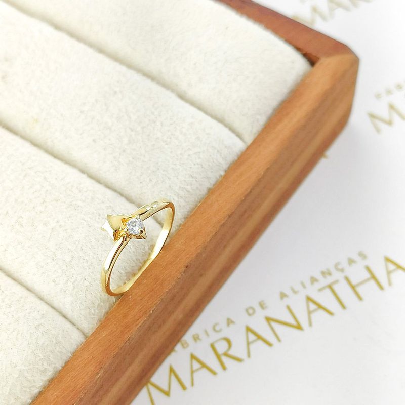 Anel De Estrela Beatriz Em Ouro 18k