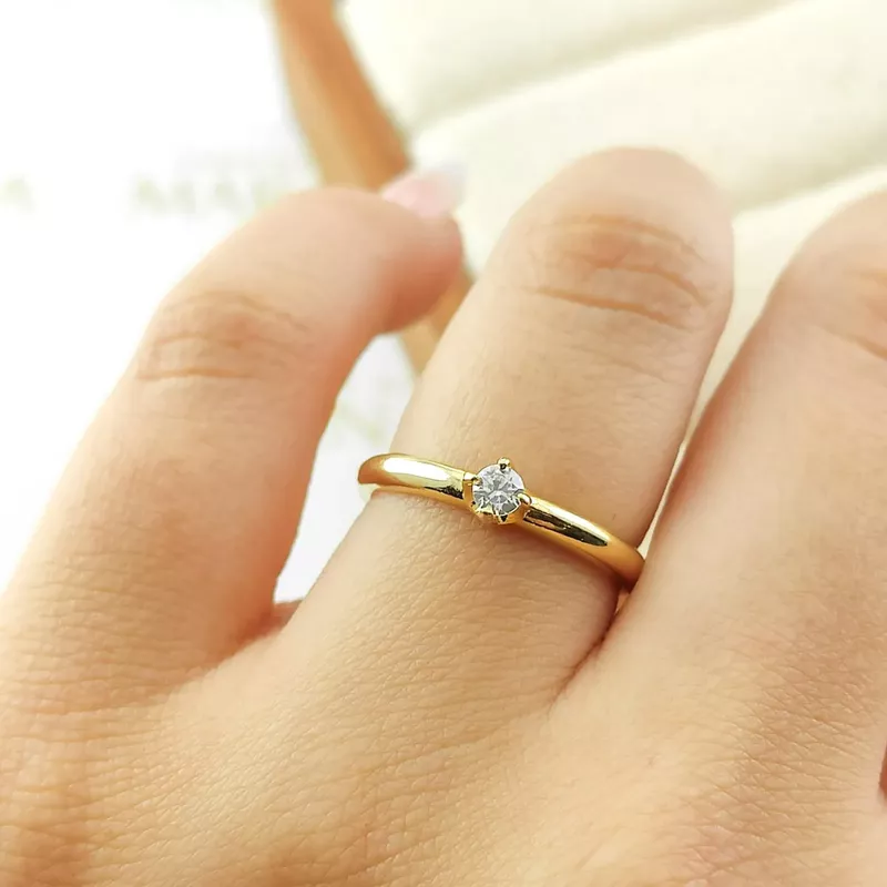 Anel De Noivado Roberta Em Ouro 18k