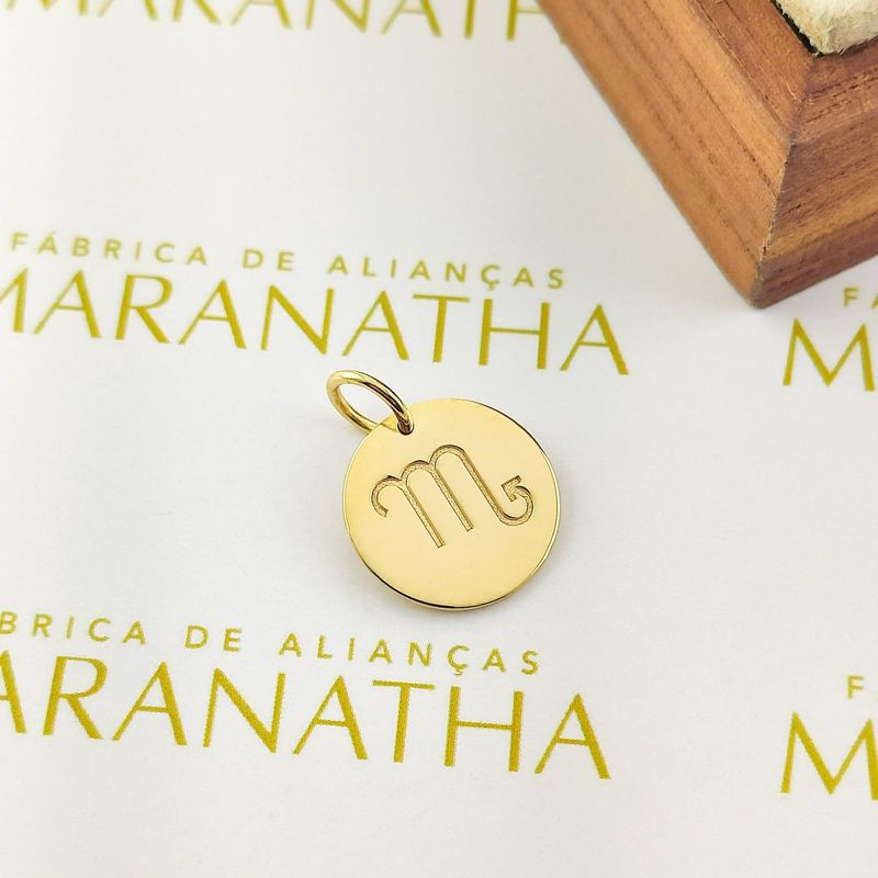 Pingente De Signo Escorpião Em Ouro 18k