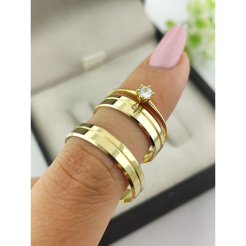 Par de Aliança em ouro 18k 4MM Reta Chanfrada + Anel Solitário de Brinde 