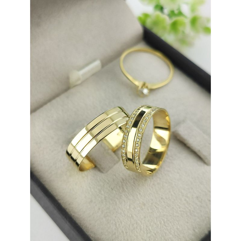 Par de Aliança em Ouro 18k 5mm Reta + Anel Solitário em Ouro 18k Brinde