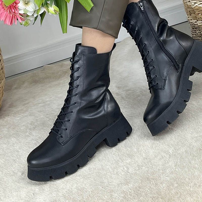 Bota Coturno Cano M dio Tratorada Couro Preto REGINA RIOS