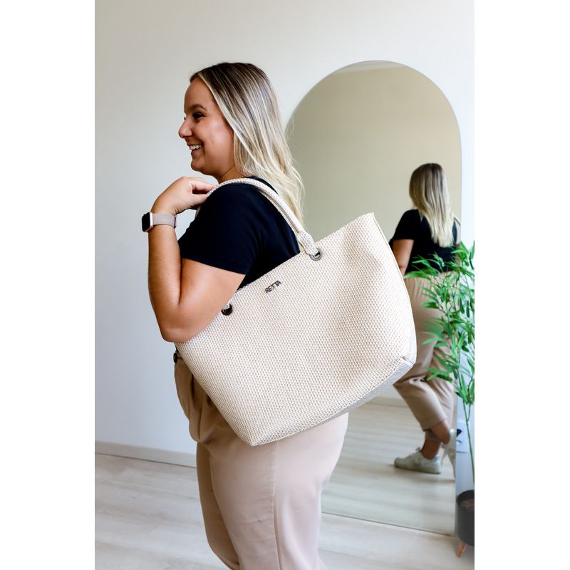 Bolsa de Praia Grande com Necessaire Marfim