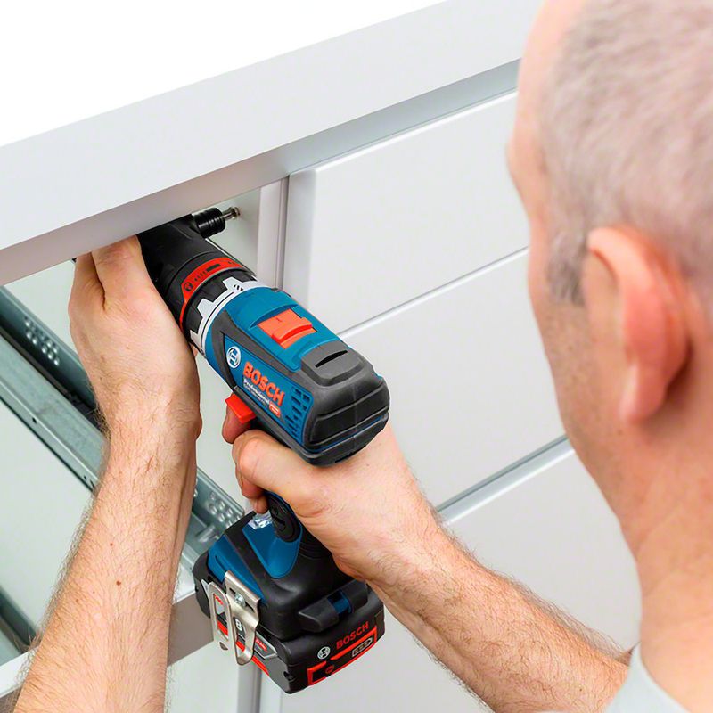 Furadeira Parafusadeira Bosch GSR 18V-60 FC 18V 2 baterias e maleta
