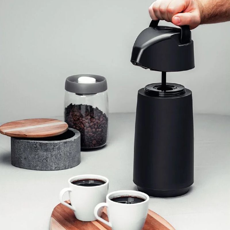 Garrafa Térmica Com Bomba em Plástico Preto - Exata 1L (61639/503) - Tramontina