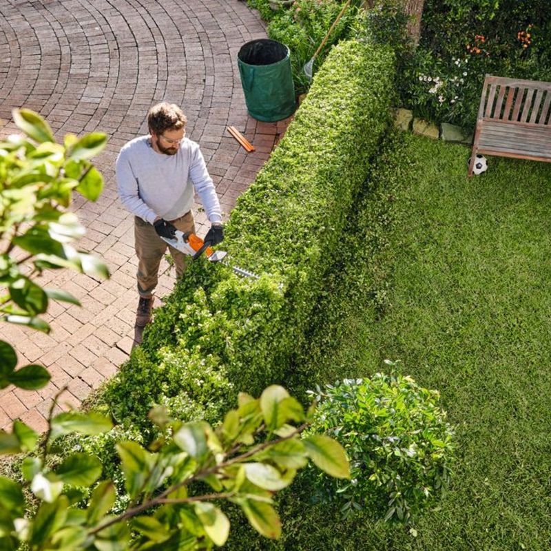Podador 220V Com Carregador e Bateria HSA 30 (HA08-011-3511) - Stihl