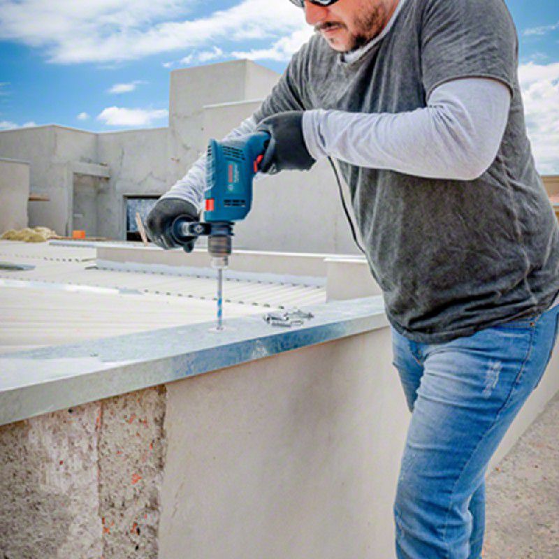 Furadeira de Impacto Bosch GSB 550 RE 550W