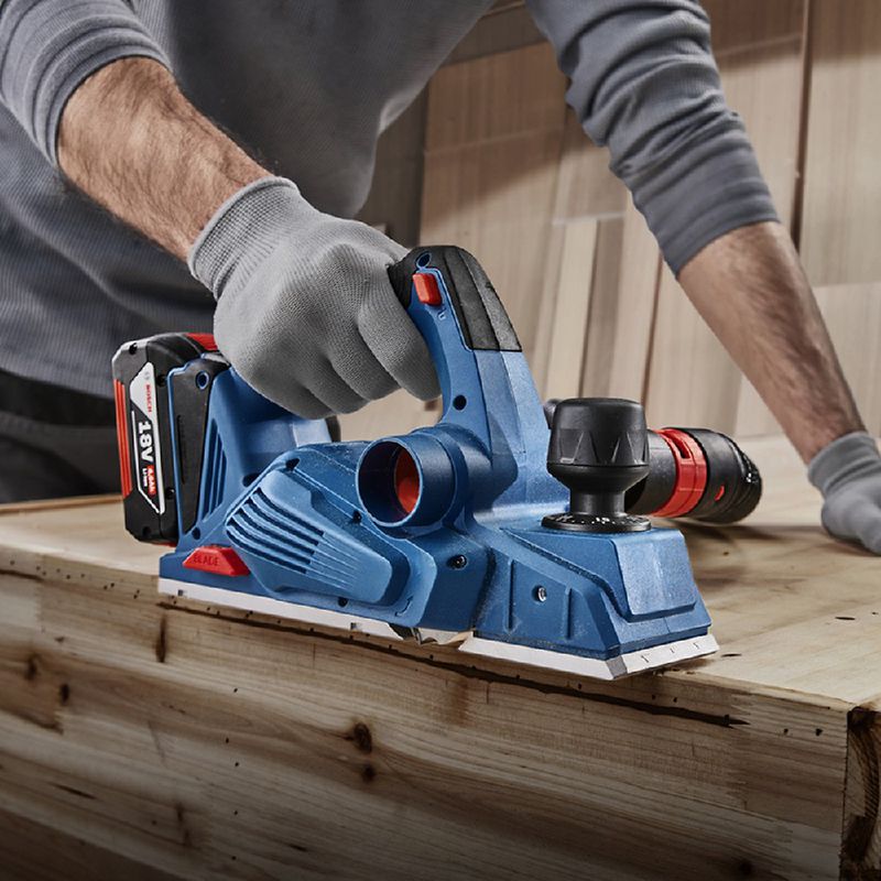 Plaina à Bateria 18V Brushless Com 2 Lâminas - SB (GHO 185 LI) - Bosch