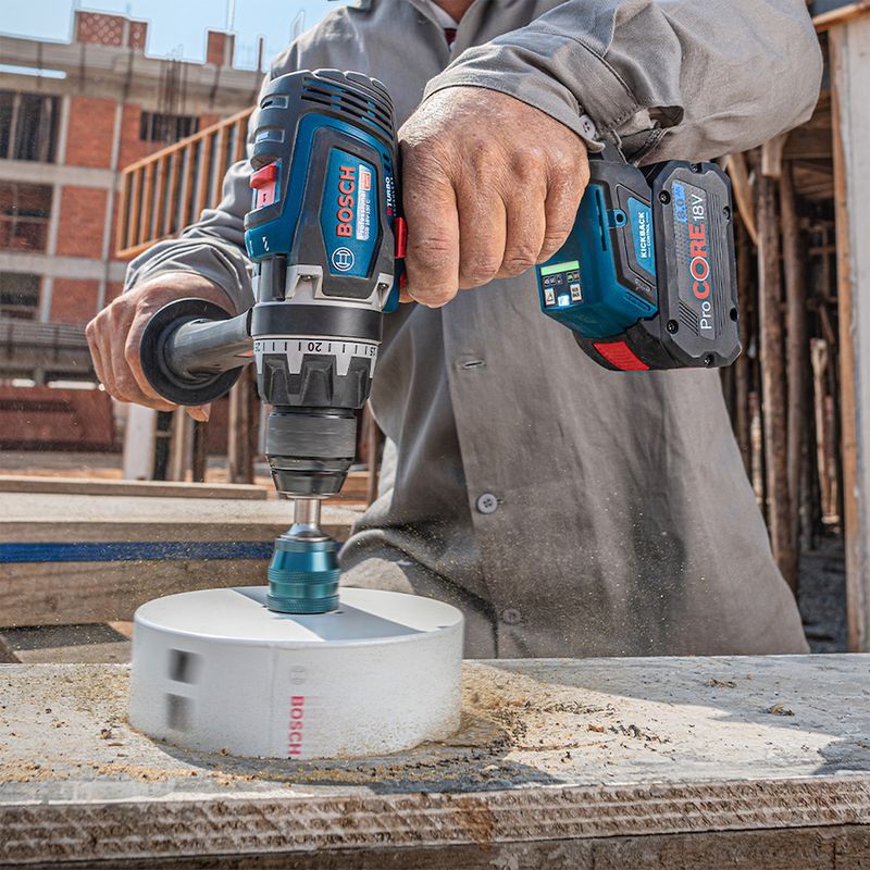 Parafusadeira Furadeira Impacto Bosch GSB 18V-150 C Brushless 18V SB