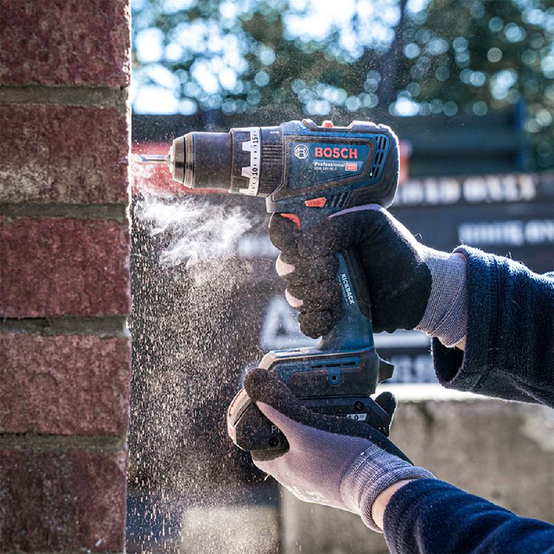 Parafusadeira / Furadeira de Impacto á Bateria 18V Brushless - SB (GSB 18V-90C) - Bosch