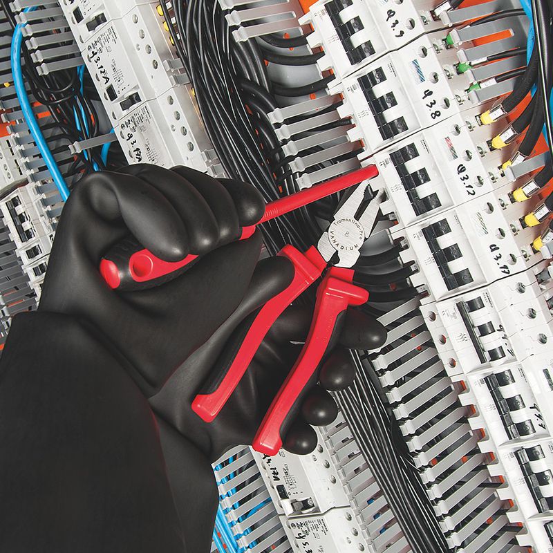 Chave Phillips Isolada IEC 60900 1/4'' x 4'' (44316/030) - Tramontina Pro