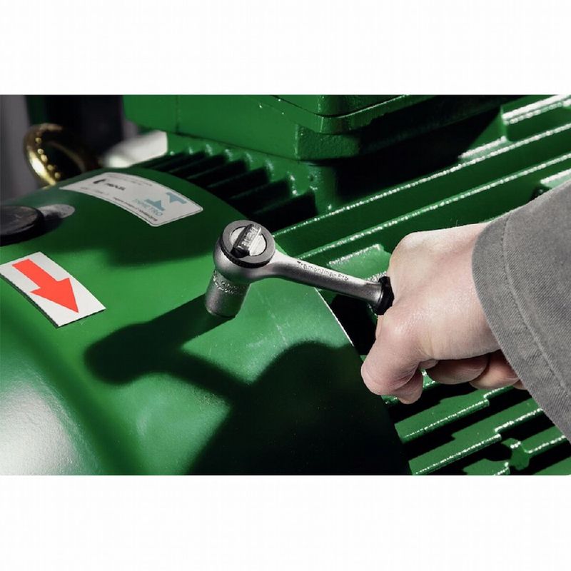 Catraca Reversível 6'' em Aço Cromo Vanádio - Encaixe 1/4'' (44804/100) - Tramontina Pro