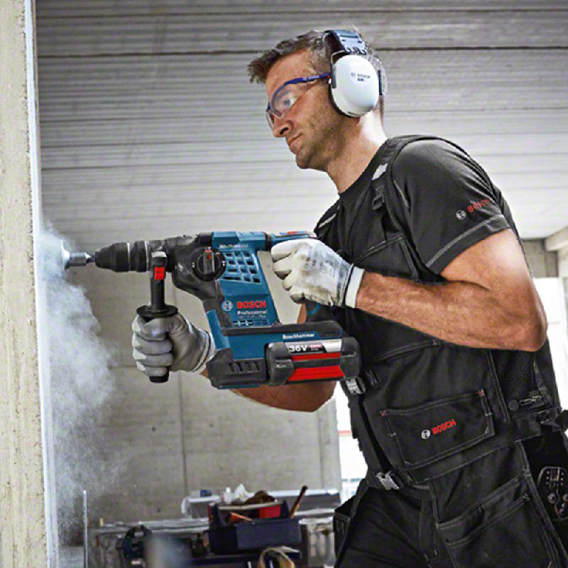 Martelete Perfurador Demolidor GBH 36V-LI SDS-Plus, 36V, 3,2J EPTA, com 2 Baterias 4,0Ah, 1 Carregador 220V em Maleta Bosch 