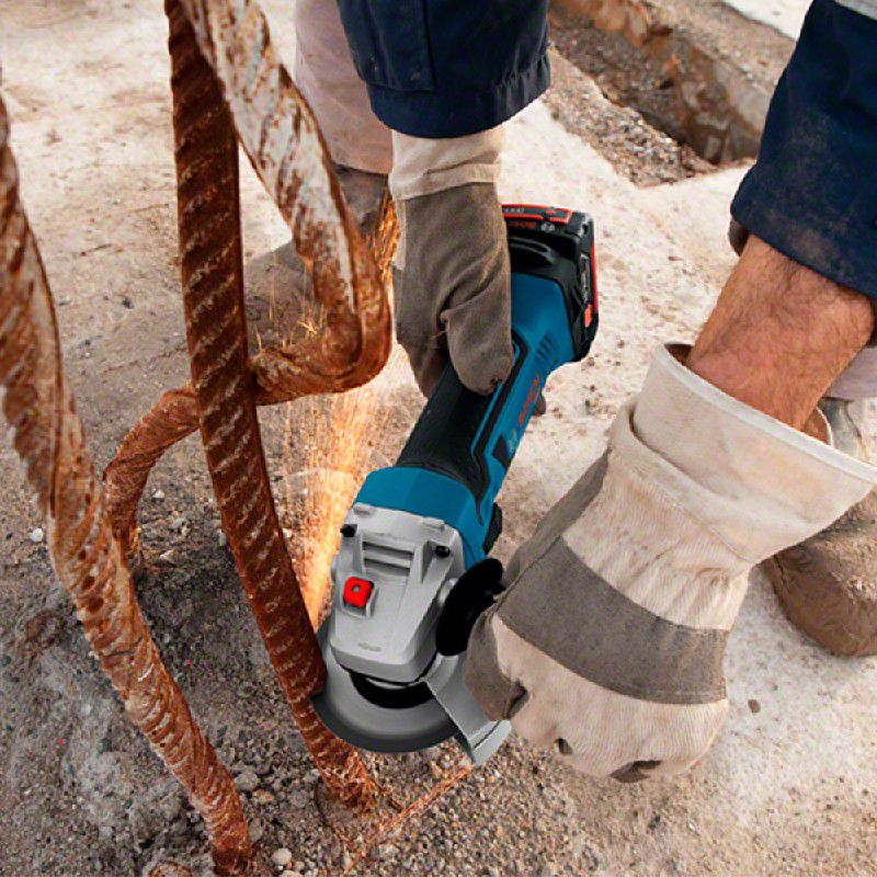 Esmerilhadeira Angular Bateria 4 ½'' GWS 18V-LI, 18V c/ 2 Baterias 4,0Ah,1 Carregador Rápido 220V, em Maleta L-BOXX Bosch