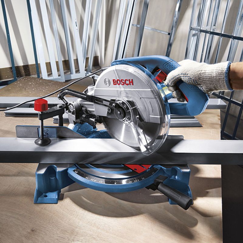 Serra de Esquadria GCM 10X 1.700W 220V - Bosch