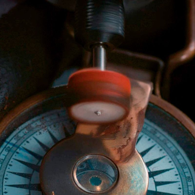 Kit de Uso Geral Para Micro Retífica Com 52 Peças (26150730AA) - Dremel