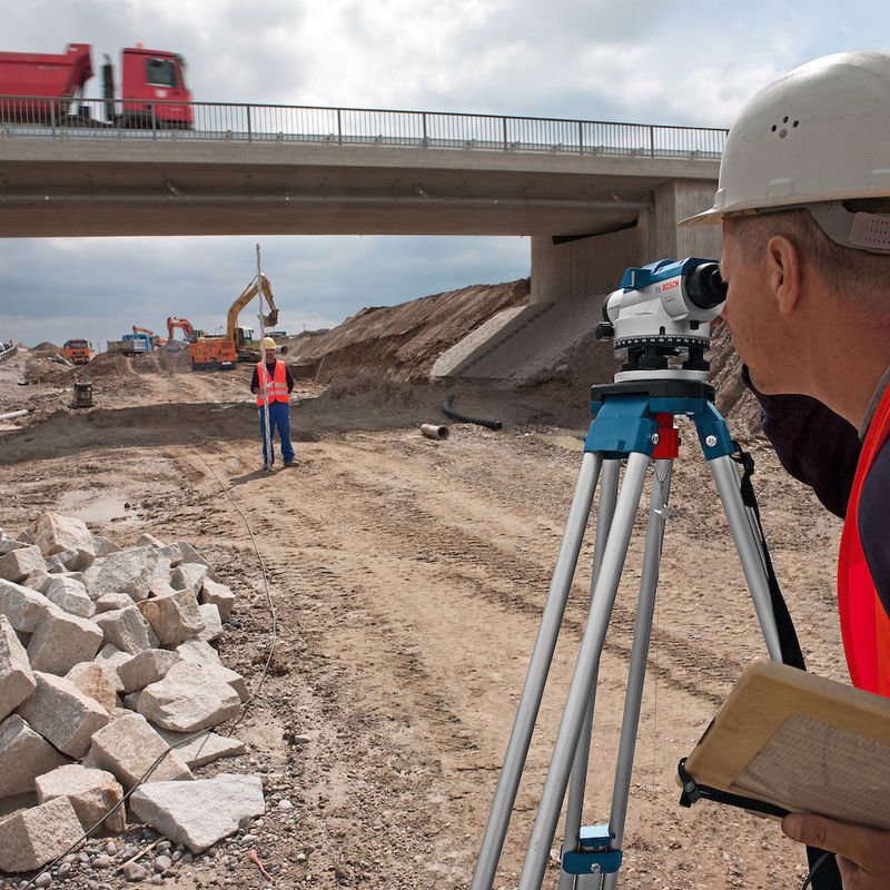 Nivel à laser óptico Bosch GOL 26 D, zoom de 26x, em maleta