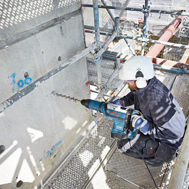 Martelo perfurador Bosch GBH 12-52 DV com SDS max em maleta