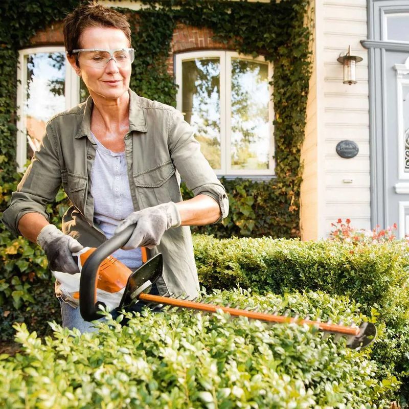 Podador Com Bateria e Carregador HSA 45 (4511-011-3507) - Stihl