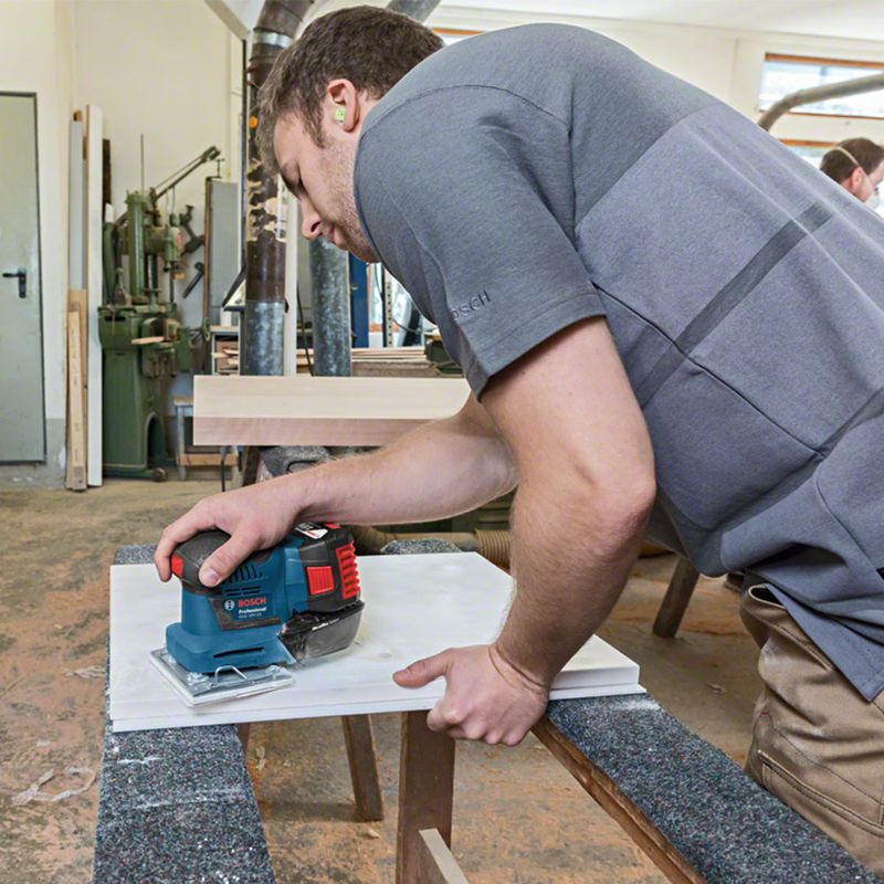 Lixadeira Orbital a bateria Bosch GSS 18V-10, 18V SB