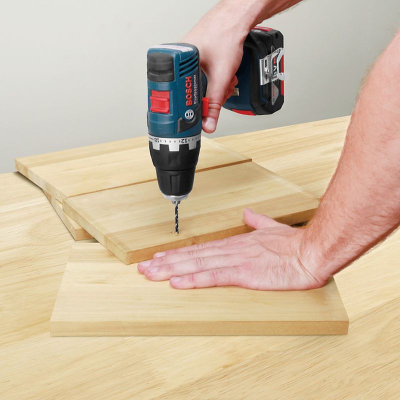 Kit de Pontas e Brocas em Titânio Bosch X-Line com 40 peças