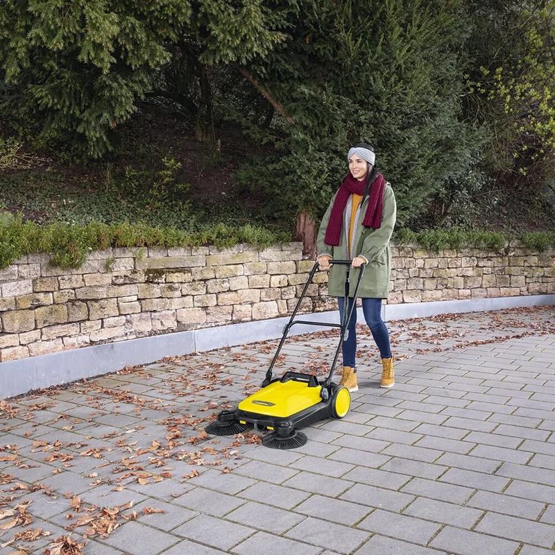 Varredeira Manual S4 Twin - Kärcher