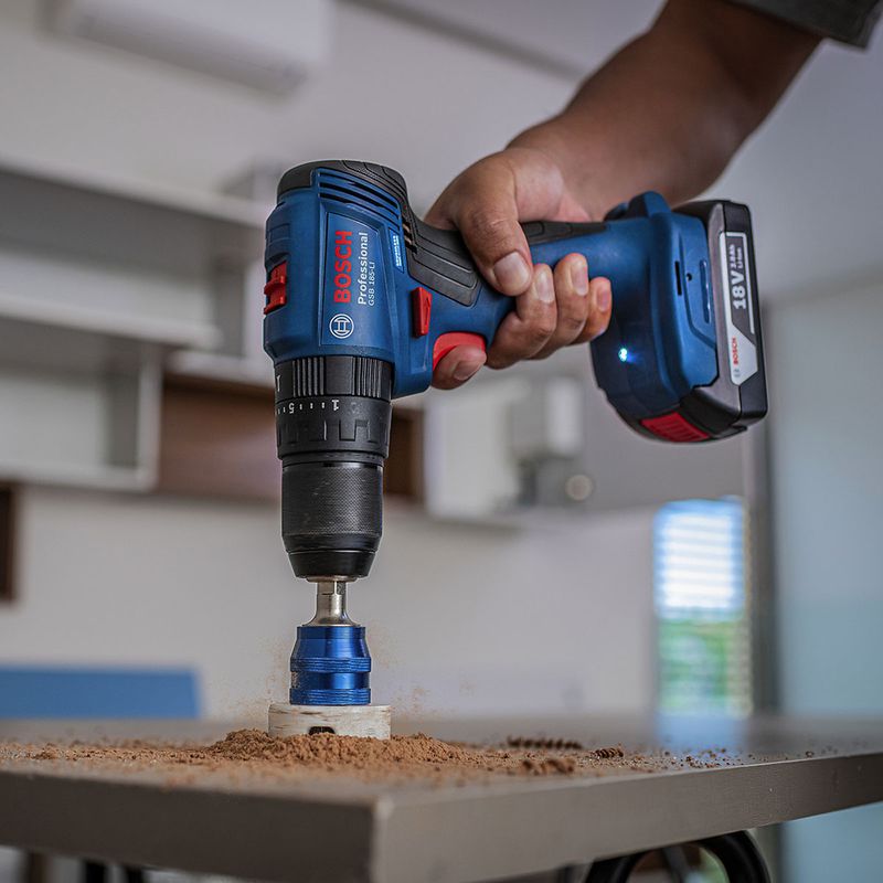 Combo Furadeira (GSB 185-Li) e Chave de Impacto (GDR 18v-200) Com Maleta de Alumínio e 2 Baterias - Bosch