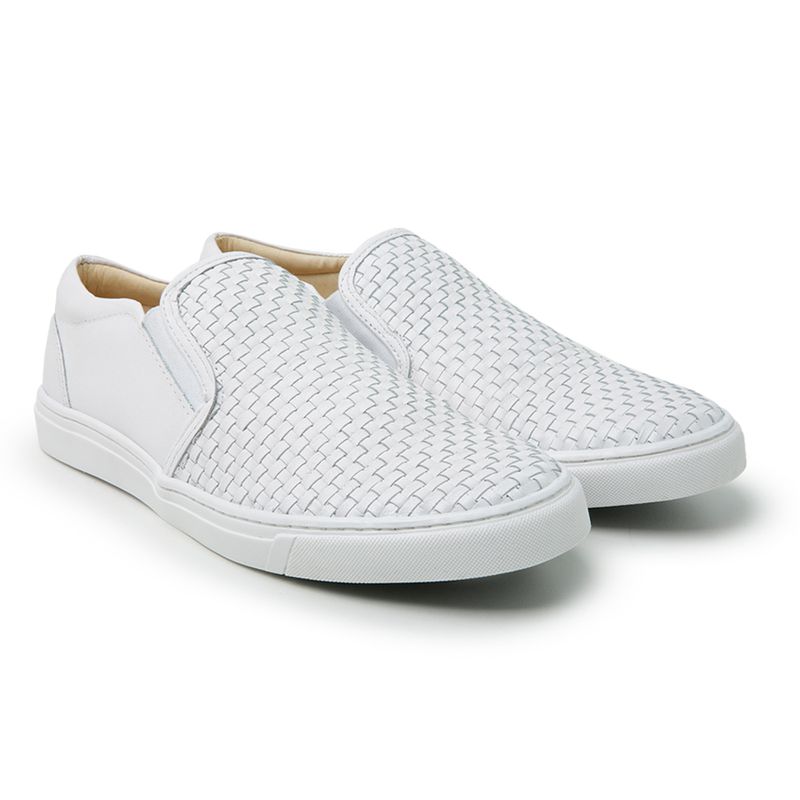 Sapatênis Slip On Tresse Couro Branco Sola Branca ... - Sapato de Fábrica
