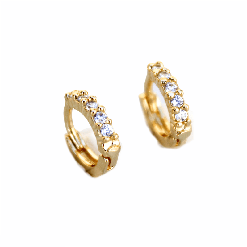 Argola Cravejada Cristal- banho ouro 18k