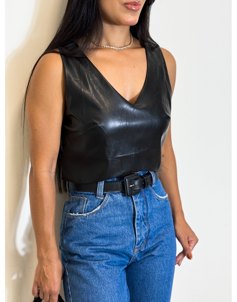 Cropped Couro Fake Zíper Preto