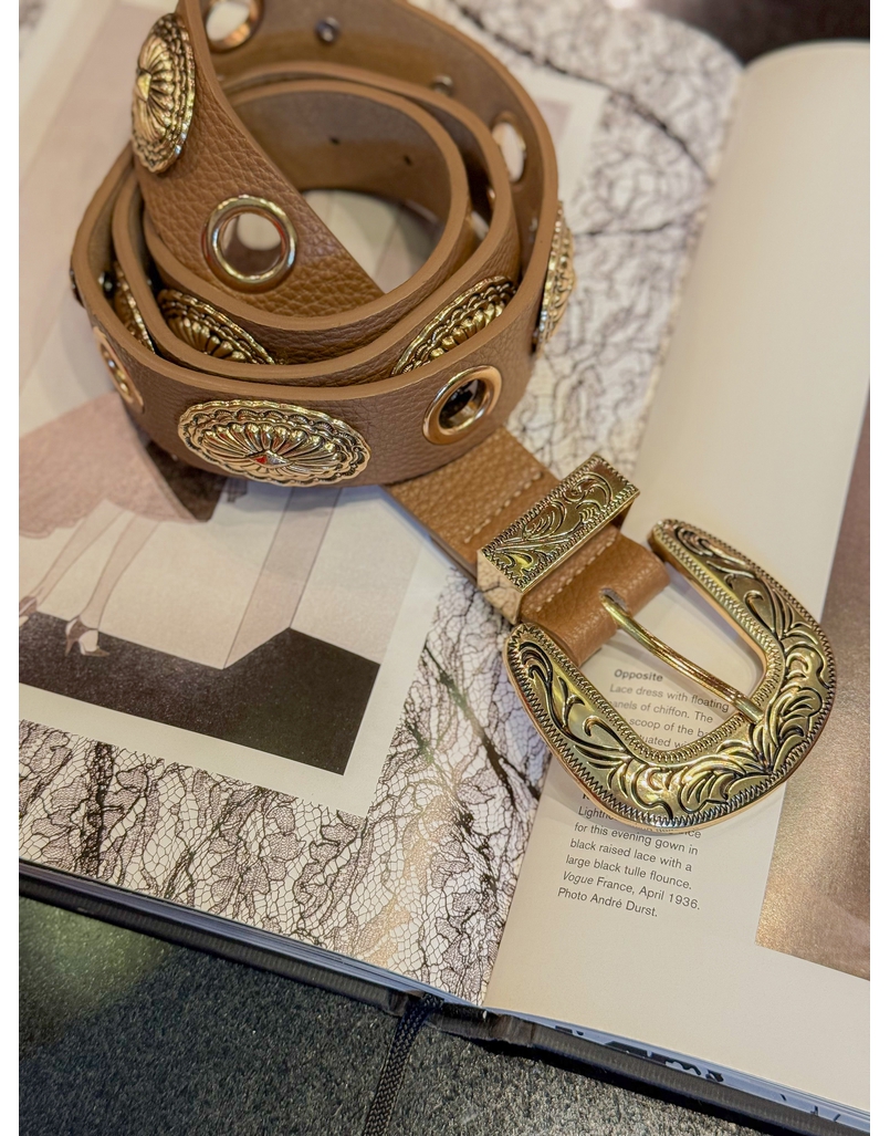 Cinto Fivela Dourada