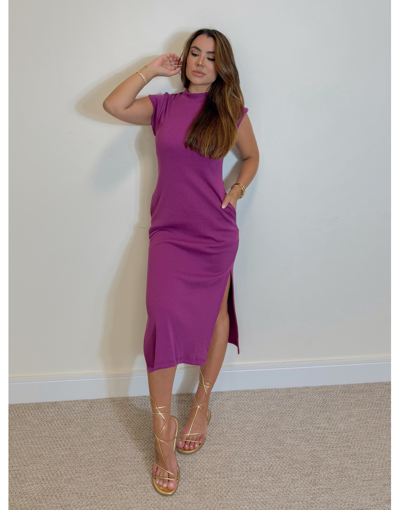 Vestido Canelado Muscle Tee Uva