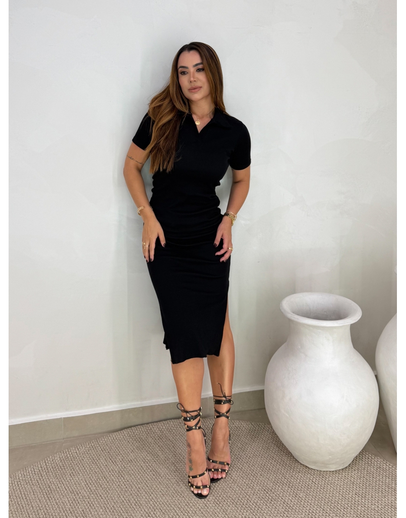 Vestido Canelado Gola Polo Preto