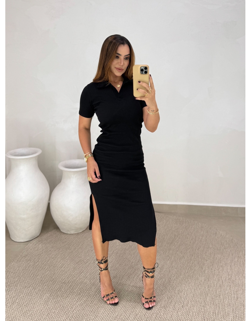Vestido Canelado Gola Polo Preto