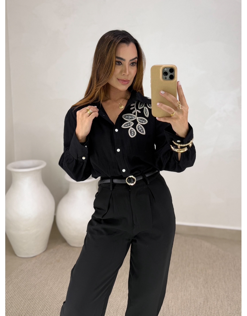 Camisa Bordada Manila Preto