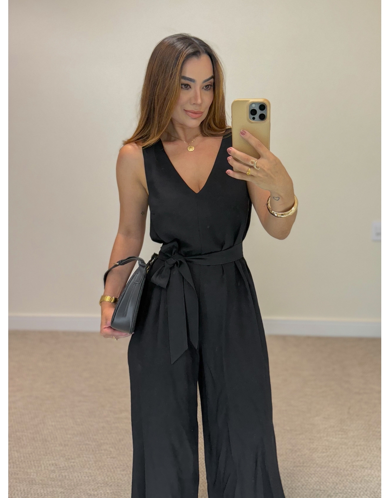 Macacão Pantalona Viena Preto 