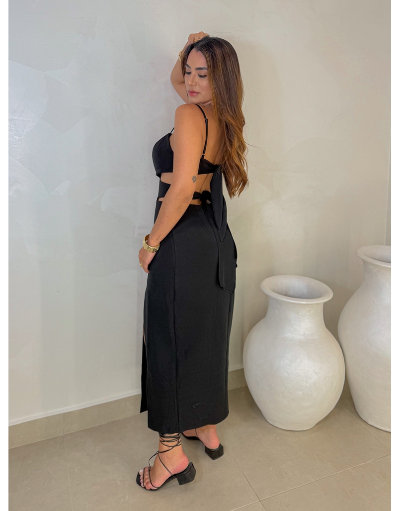 Vestido Midi Fenda Nancy Preto 