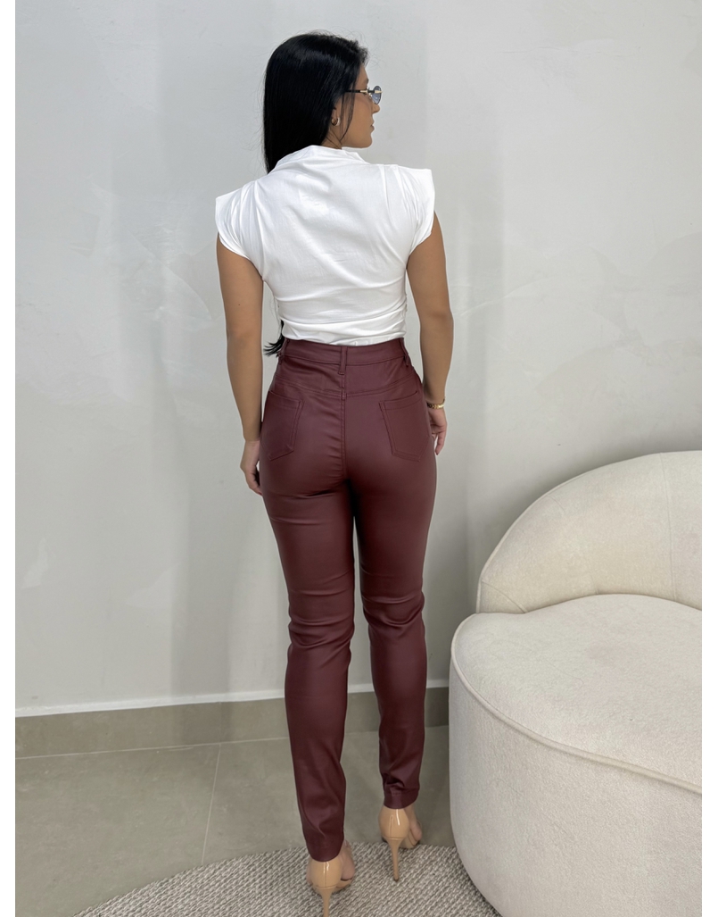 Calça Skinny Resinada Marsala