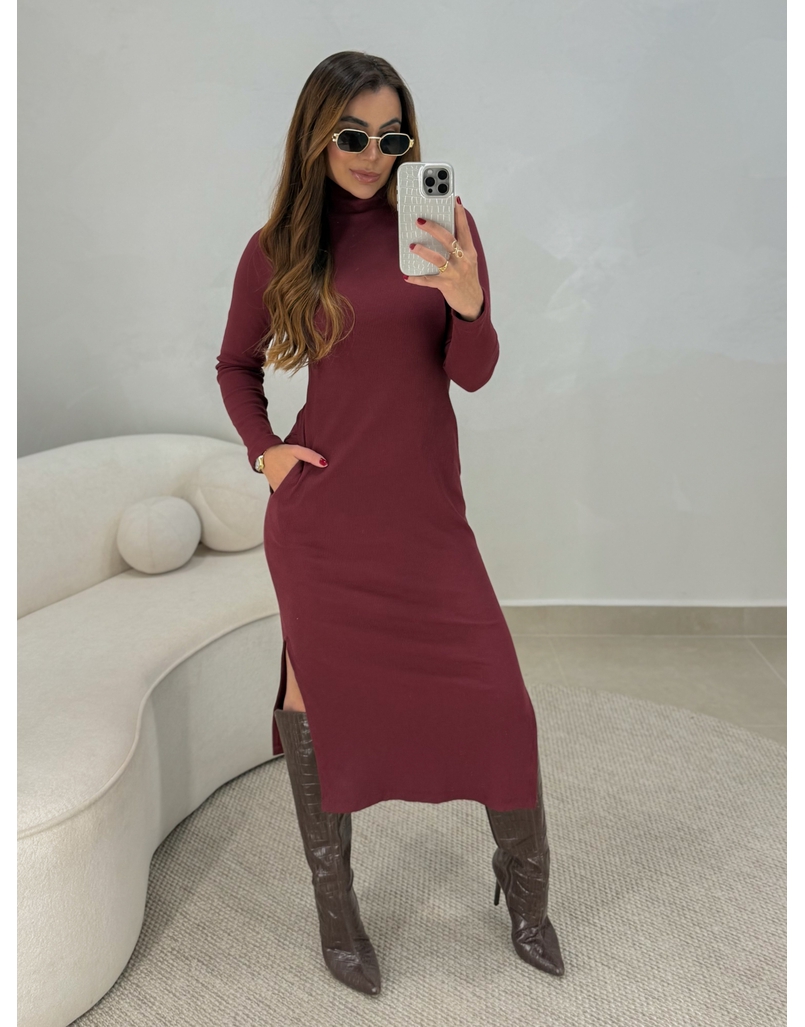 Vestido Canelado Madrid Cereja