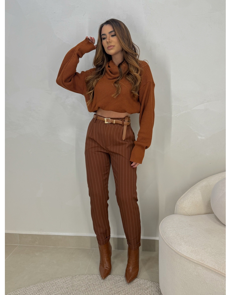Calça Alfaiataria Risca de Giz Marrom