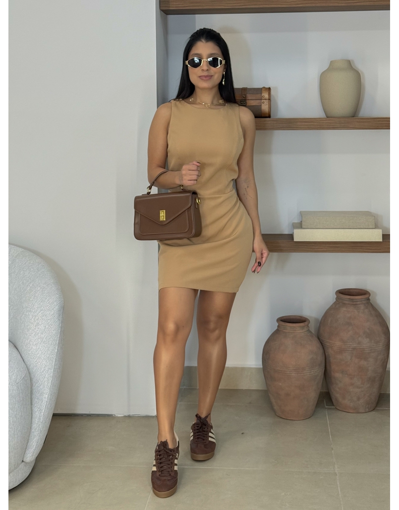 Vestido Abertura Julie Mocha Mousse