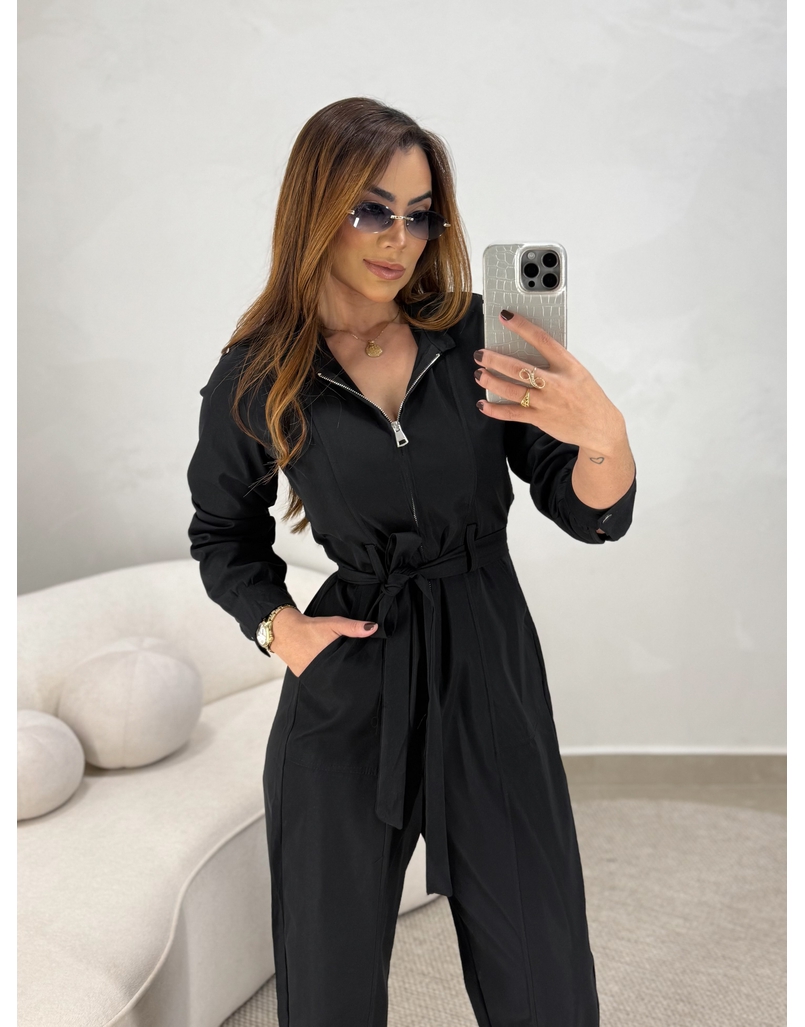 Macacão Manga Longa Aspen Preto